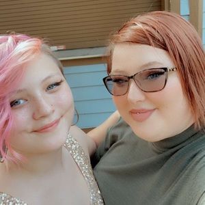 Meet your Posher, Amber